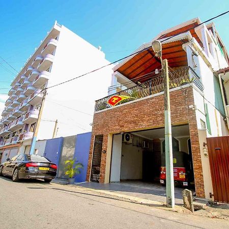 Yoho Avana Resort Colombo Exterior photo